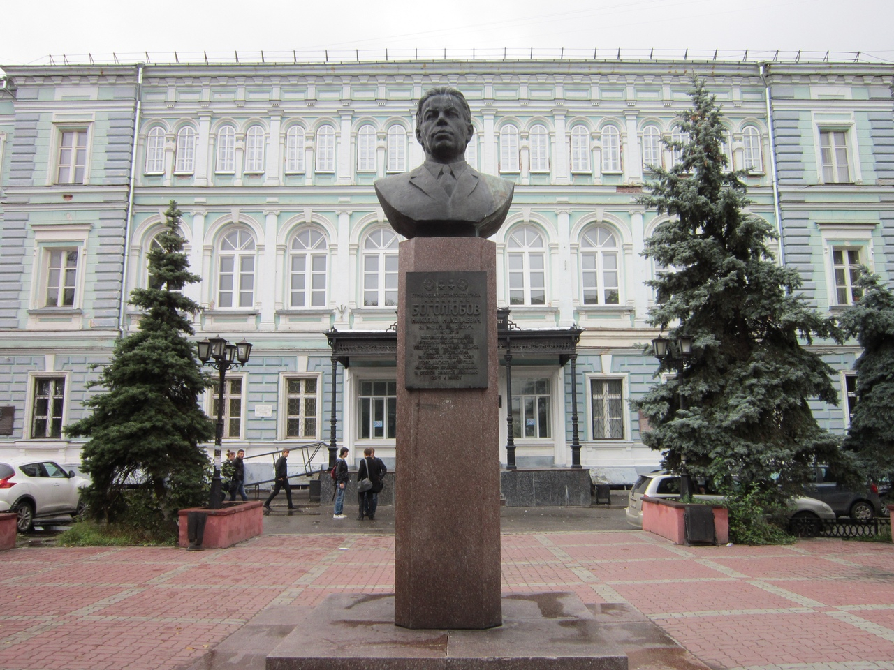 Какие изменения ждут выпускников школ при поступлении в вузы в 2021 году