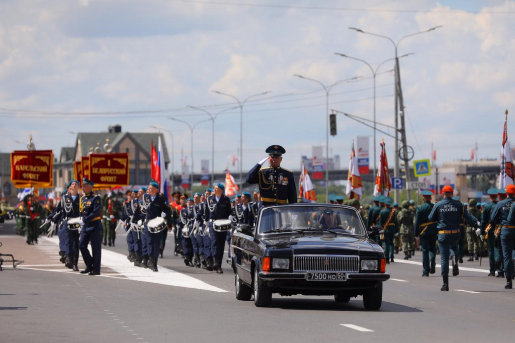 Движение в центре Нижнего Новгорода перекроют 5 и 8 мая из-за репетиций парада Победы