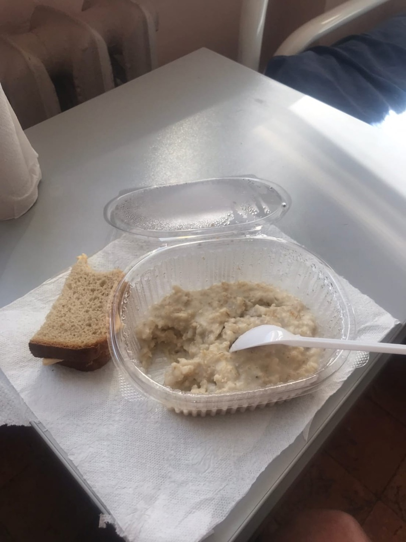 Фото завтрака в нижегородской больнице шокировало Сеть