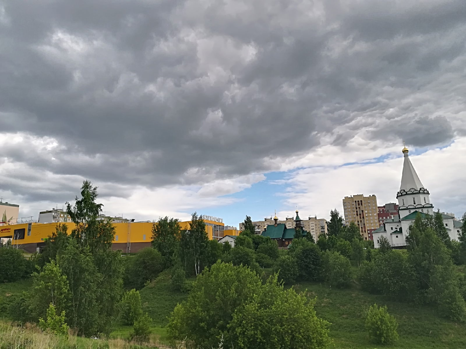 Ливни с грозами и градом ожидаются в Нижегородской области 10 июля