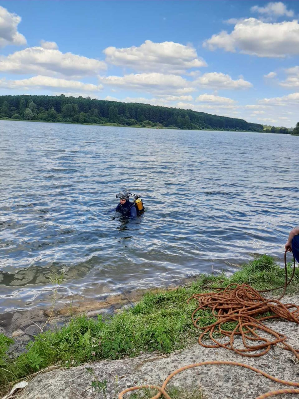 Спасатели обнаружили утопленника в озере в Нижегородской области