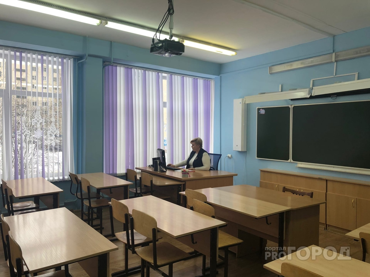 Почти в 200 нижегородских школах, садах и вузах приостановлен процесс обучения из-за Covid