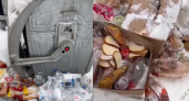 Просроченный хлеб из "Пятерочки" разбросали во дворе дома в Дзержинске