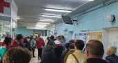 Нижегородцы часами стоят в очереди в поликлинике Автозавода