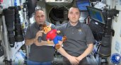 Космонавты с олененком в руках поздравили Нижний Новгород с 800-летием прямо с МКС