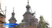 В Воскресенском районе восстанавливают 200-летнюю церковь со стеклянными крестами