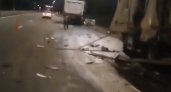 В Нижегородской области фура врезалась в стоящий у обочины автомобиль