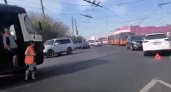 Движение транспорта сильно затруднилось из-за ДТП на Гордеевском виадуке