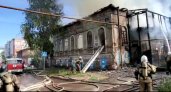 Два дома сгорели в историческом центре Нижнего Новгорода