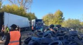 В Нижнем Новгороде с одной улицы вывезли 20 тонн покрышек