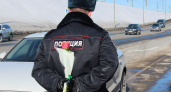 В Нижнем Новгороде женщин-водителей останавливают инспекторы с цветами