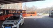 На кольце в Нижнем Новгороде столкнулись два пассажирских автобуса