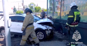 В Нижнем Новгороде легковушка протаранила магазин