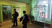 Нижегородские школьники снова начнут убираться в классах: "В наше время было нормой"