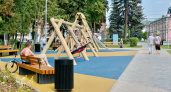 Сцена, детская площадка и спортивный комплекс появились в сквере на Коминтерна