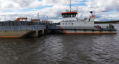 Теплоход буксировал баржу и врезался в ворота шлюза в Городецком районе