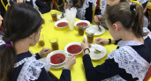 В нижегородских школьных столовых начнут подавать соте из индейки и горячие бутерброды