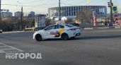 В Нижнем Новгороде пассажир остался недоволен поездкой на такси и решил забрать у водителя телефон