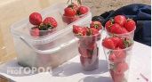 В преддверии сезона клубники Роспотребнадзор напоминает, как правильно выбирать ягоды