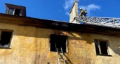 Неизвестные несколько раз пытались поджечь расселенное общежитие в Нижнем Новгороде 