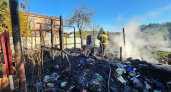 Человек погиб при пожаре в дачном доме в деревне Рекшино