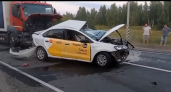 ДТП с участием фуры и такси произошло в Дзержинске: есть погибший