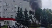 В Нижнем Новгороде пылает заброшенное здание