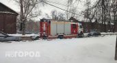 В Нижнем Новгороде тушат пожар на нелегальной свалке в Московском районе