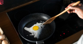 Вот почему опасно жарить яйца на подсолнечном масле: запомните это раз и навсегда