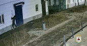 В Арзамасе поймали 17-летнего подростка, который разрисовал здания, доску почета и ГАЗель