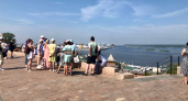 Летние каникулы урежут вдвое: утверждены новые даты — школьники в шоке, а родители ликуют