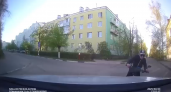В Дзержинске велосипедист на полной скорости влетел в легковушку