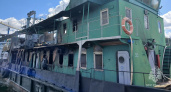 На Волге в Нижегородской области загорелось судно для добычи песка