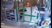 В Нижнем Новгороде опасный гость обчистил квартиру и ушел истекать кровью в магазин