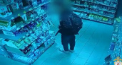 Один отвлекал, другой крал: арзамасские воры решили вынести из магазина партию шампуней