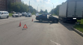 Женщина с двумя детьми попала в автомобильную аварию в Нижнем Новгороде: маленькие пассажиры пострадали