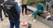 Работник нижегородского СИЗО хотел помочь преступникам, но сам попал за решетку