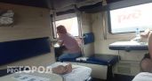 Запрет на еду в поездах: спор о «запахе бедности» вызывает бурю в соцсетях