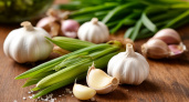 Теперь чесночная шелуха на вес золота: вот почему нельзя ее выкидывать