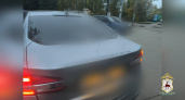 Нижегородец стал экстремистом, написав неположенное у себя на авто