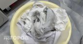 Кидаю 4 ложки в таз — и даже самые грязные носки становятся белее первого снега: простой и полезный лайфхак
