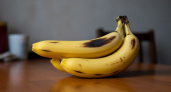Не давайте детям почерневшие бананы: вся правда о фрукте, который "чем темнее - тем слаще"