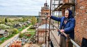 Две пенсионерки взялись за руины храма: через 9 лет их работу называют чудом, в которое не верили даже соседи