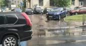 Фонтан высотой с пятиэтажку забил на Окском съезде в Нижнем Новгороде
