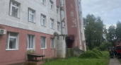 Пожарные спасли людей из горящей больницы в Павлово