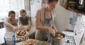 Хватит переводить продукты на сложные десерты: из пачки творога выходят нежнейшие пончики за считанные минуты