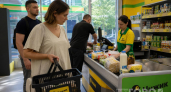Пока стояла в очереди в Чижике, рассмотрела тележки: вот чем набивают холодильники умные покупатели - топ "чистых" продуктов