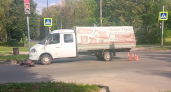 В Нижнем Новгороде самокатчик попал в больницу после выезда на красный