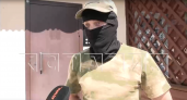 Бойца СВО в форме не пустили в бар в Дзержинске и применили слезоточивый газ