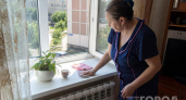 Никаких дорогих чистящих: хозяйственное мыло и 5 капель одной жидкости — и пожелтевший пластик белее снега